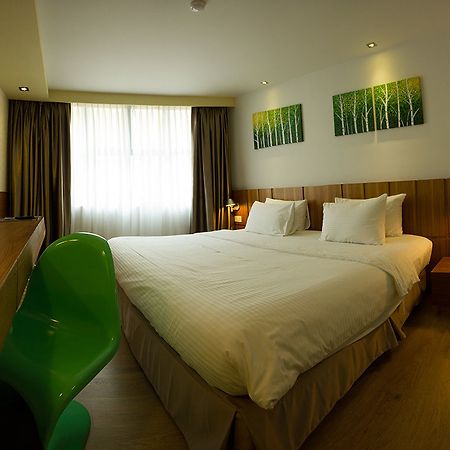 French Hotel Ίπο Εξωτερικό φωτογραφία